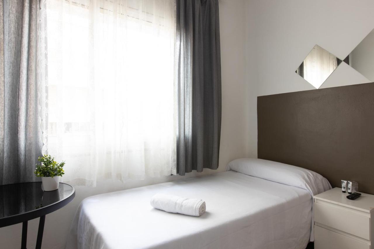 Pension Galicia Canovellas Екстер'єр фото